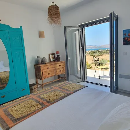 בית נופש Aetheria Villa's